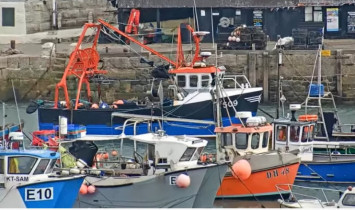 Slika pregleda web-kamere Lyme Regis - Harbour